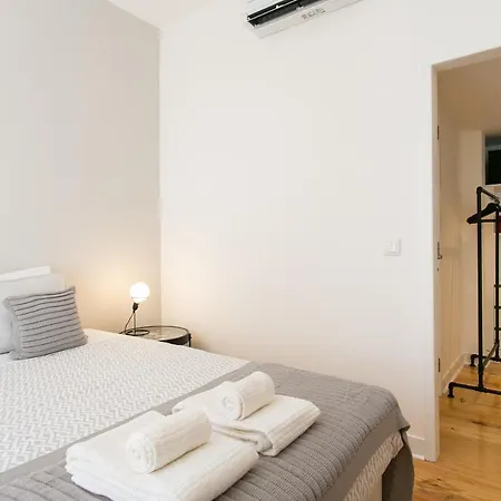 Lägenhet Chiado Deluxe Gem 4bdr Amazing