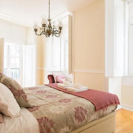 Apartment Chiado Deluxe Gem 4bdr Amazing *