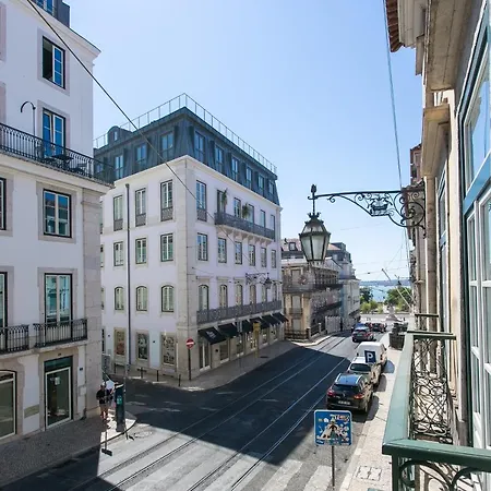 Chiado Deluxe Gem 4bdr Amazing Appartement *