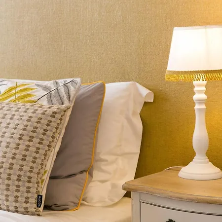 Chiado Deluxe Gem 4bdr Amazing *