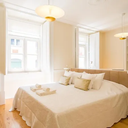 Chiado Deluxe Gem 4bdr Amazing