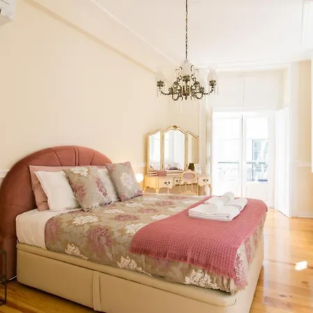Chiado Deluxe Gem 4bdr Amazing 리스본